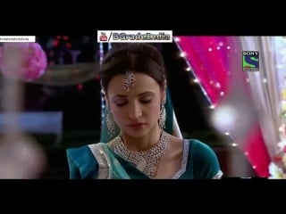 Sanaya irani hottest romance navel show & hot kiss video