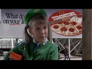 Всё только натуральное лимонад и girl scout cookies (печенье разведчиц) «семейка аддамс» (сша, 1991)
