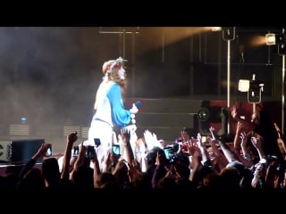 Florence + the machine rabbit heart (live at le zénith, paris, france | 22 12 2015)