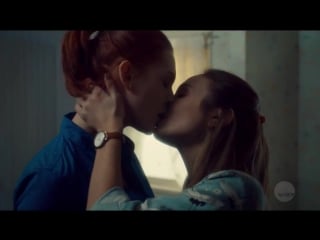 All the wayhaught scenes from wynonna earp 2x02 shed your skin