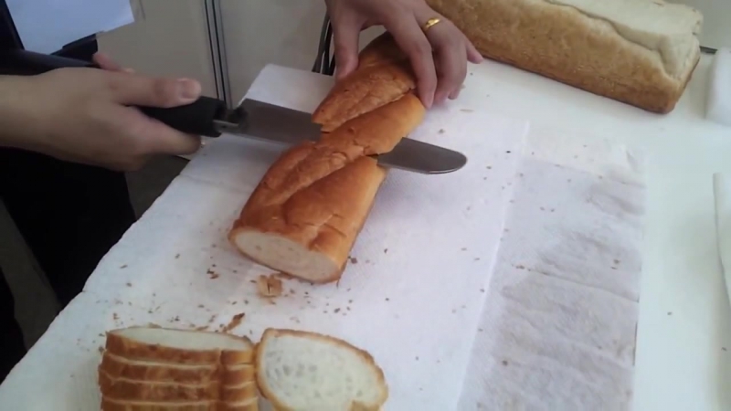 Ультразвуковой нож для резки пищевых продуктов