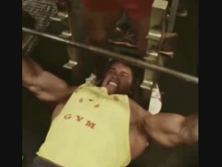 Тренирои арнольда в 70 х годах в зале