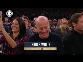 Davidduchovny, bruce willis and kevin hart at madison square garden