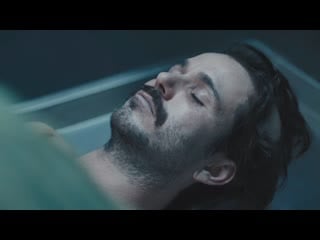 Porn & autopsy scene of glen