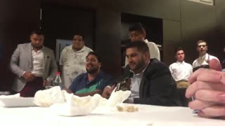 Sales a buscarme no importando mi herida