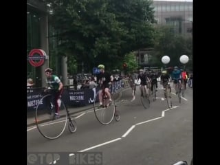 Penny farthing race in londom 🎩