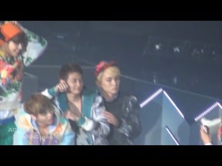 Jongkey 종키 ★ 130220 [fancam] shinee @ dreamgirl comeback showcase