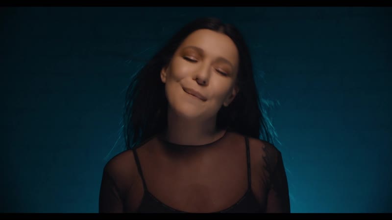 Mood porn video – Ёлка мне легко (mood video) (2020)