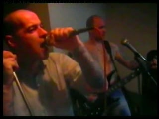 Razors edge & salut – live in poland (2003)