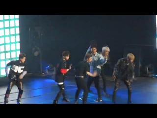 [fc|][31 07 2016] monsta x moves like jagger kcon la 2016