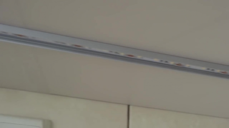 Инсталляция светодиодной подсветки на кухне