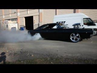 Supercharged dodge charger 1968 1500 h p burnout
