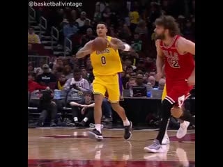 Kyle kuzma assist to lebron james