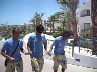 Аниматоры развлекаются )