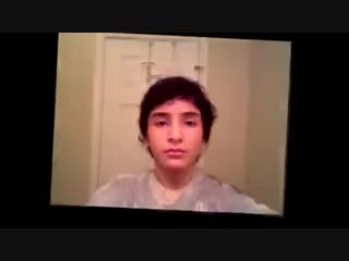 Парень фоткал себя 18 лет подряд, чтобы сделать это видео