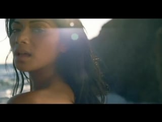 Nicole scherzinger (from the pussycat dolls) baby love