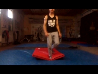 Bboy ellay practice front flip