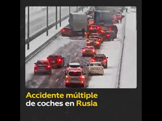 Choque múltiple de 50 coches en rusia