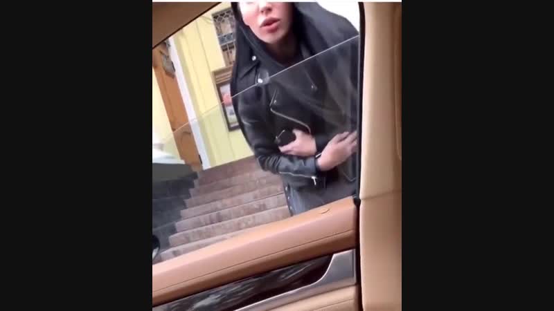 Проучил тупую деффку