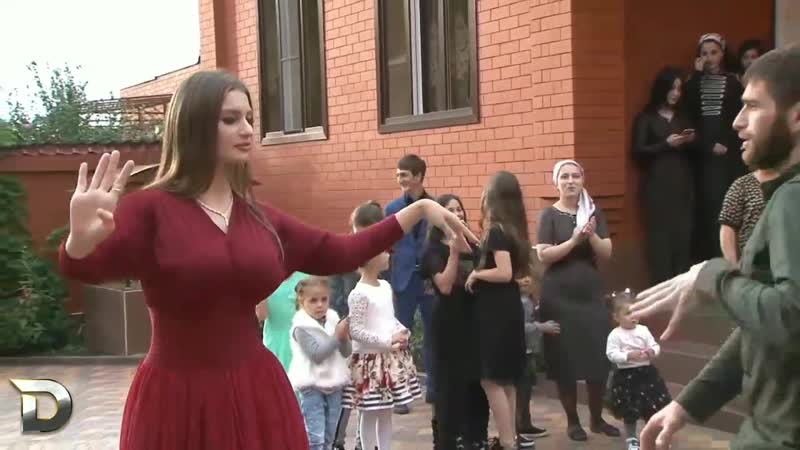 Красивый танец лезгинка