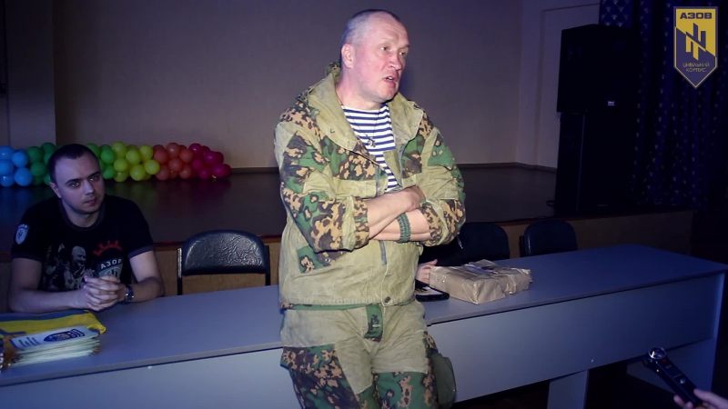 Члени харківського осередку цивільного корпусу «азов» отре відвідали школярів дергачівського ліцею № 3