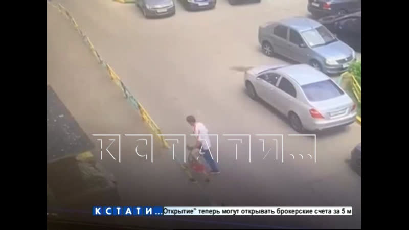 Мужчина похитил ребенка с молодые площадки, 18 летнего мальчика нашли у него дома в одном полотенце