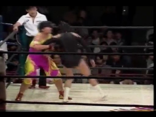 Kyoko inoue vs manami toyota (wrestlemarinepiad 1992)