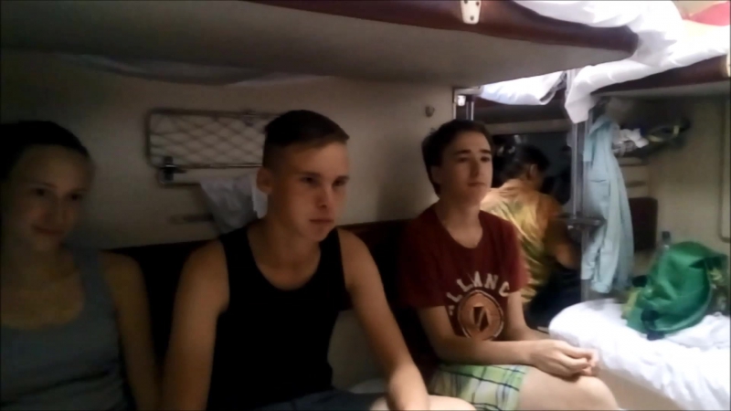 Бутылочка в поезде