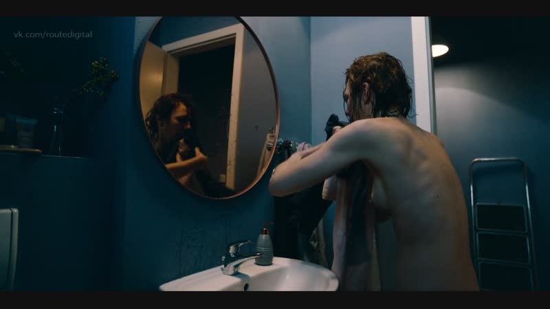 Katharina schüttler (schuttler), jasna fritzi bauer, anna maria mühe (muhe) dogs of berlin s01e02 (2018) берлинские легавые