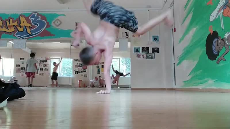 Малиш revers jump 40