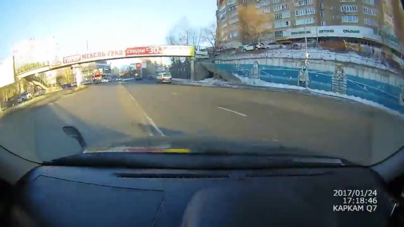 Коврик заклинил педаль газа vhs video vhs video11