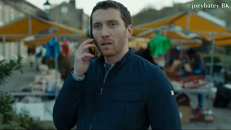 Джои бэйти в сериале «в темноте»