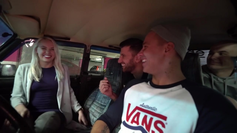 Лола тейлор удобные позы в автомобилях