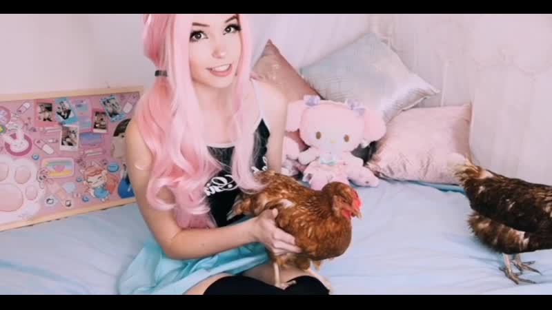 Belle delphine и курочки