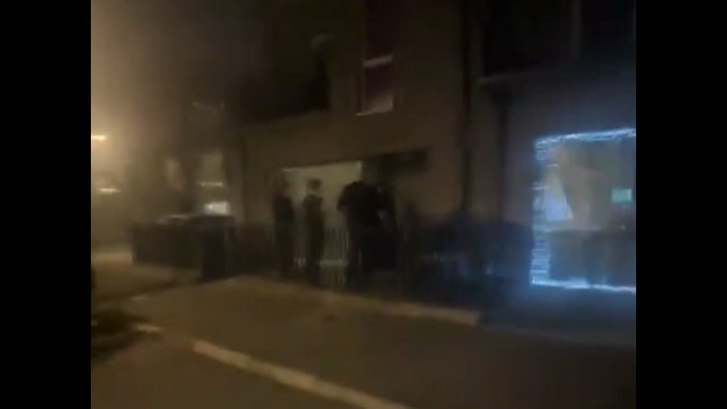 Штурм здания! может "полицейская академия" вовсе не комедия…