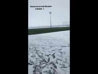 Instagram story wilker ángel @fcakhmat