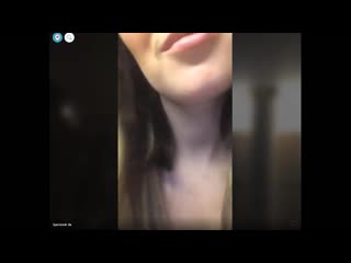 Молодая любит баловаться с расческой | голая, секс, молодая, школа, sex, расческа, вписка, porn, домашка, periscope, офф, жмж