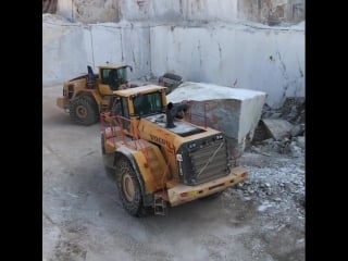 Marble quarry 🚜 #worldofengineering #marble #quarry #volvo #heavyequipment