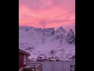 Lofoten sky on fire✨🌅🔥 here from reine