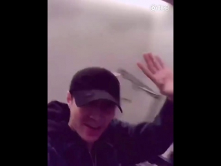 180121 exo's lay weibo update