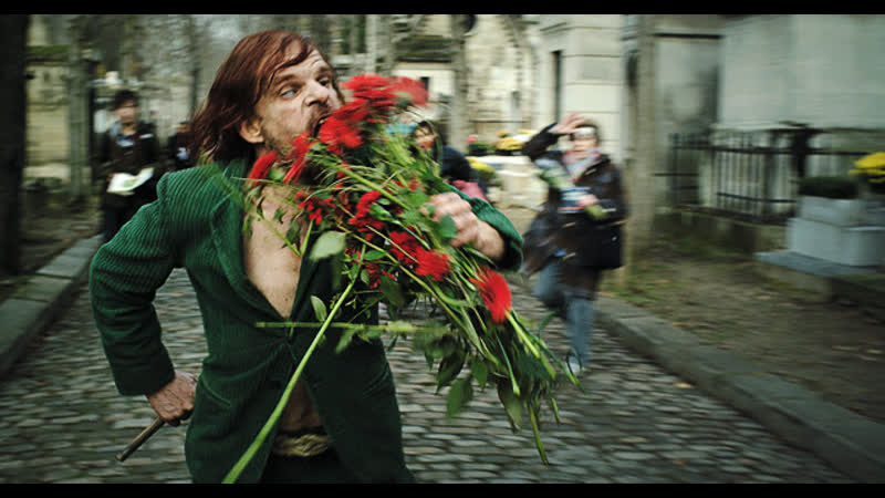 ”корпорация «святые моторы»” //2012, фэнтези, драма// леос каракс