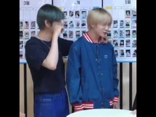 Beomgyu and yeonjun imitating soobin when he cried during their debut celebration show