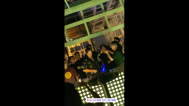 Relanium & deen west x lion get buzz [played plastik funk @ vietnam]
