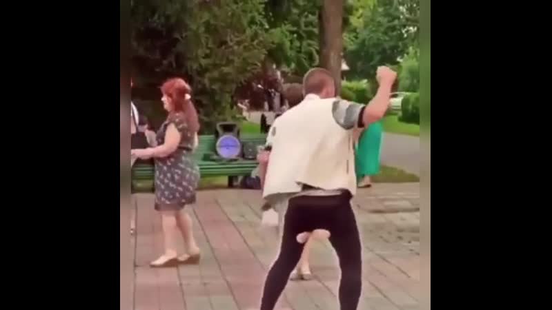 Обстаноа по кайфу)))