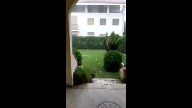 More giant hail bombardment in pescara, central italy this afternoon, july 10th! thanks to @naturalm mp4