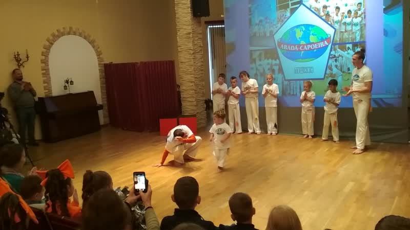 Выступление международной ассоциации abadá capoeira г пушкин на "празднике добрых дел" 21 09 2019