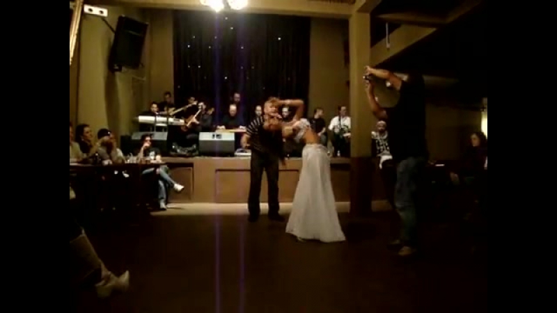 Mahaila el helwa e tony mouzayek enta omri 2642