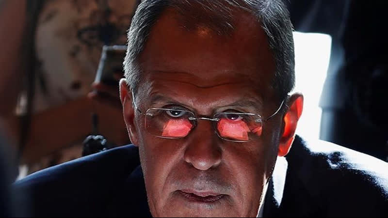 Безумная печальная лошадь проговаривается о кремлевских нравах