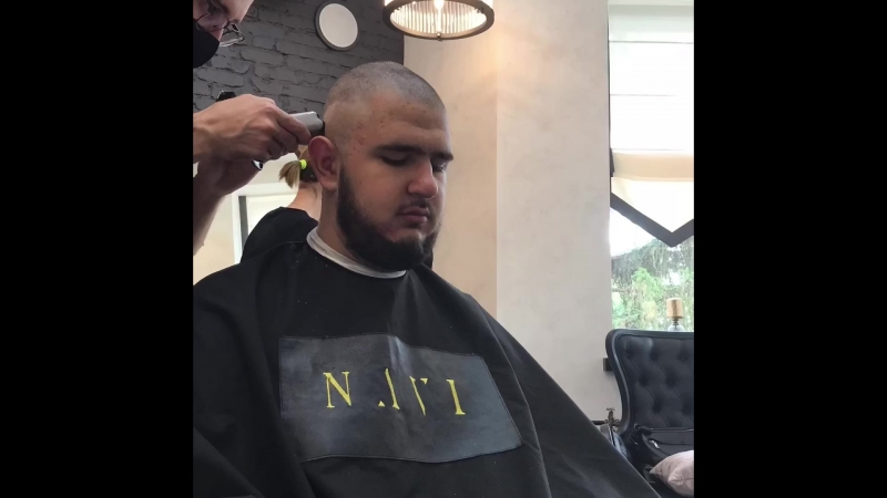 Илюха делает