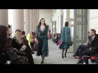 Luisa beccaria fall winter 2018 19 fashion show exclusive